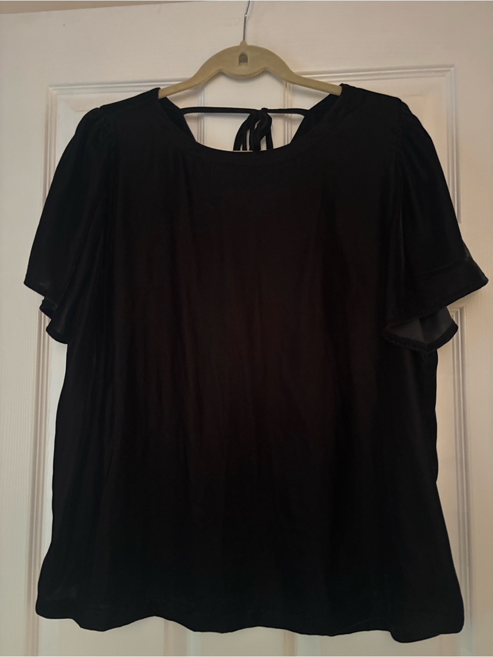LOFT Black Flutter-Sleeve Tie-Back Top
